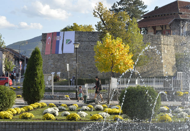 Вода из сеоских и школских мрежа за - избегавање: Поражавајући резултати анализе узорака у Новом Пазару 